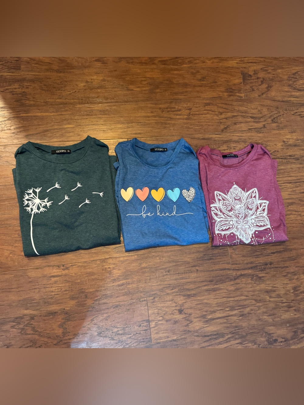 Set of 3 women’s t shirts